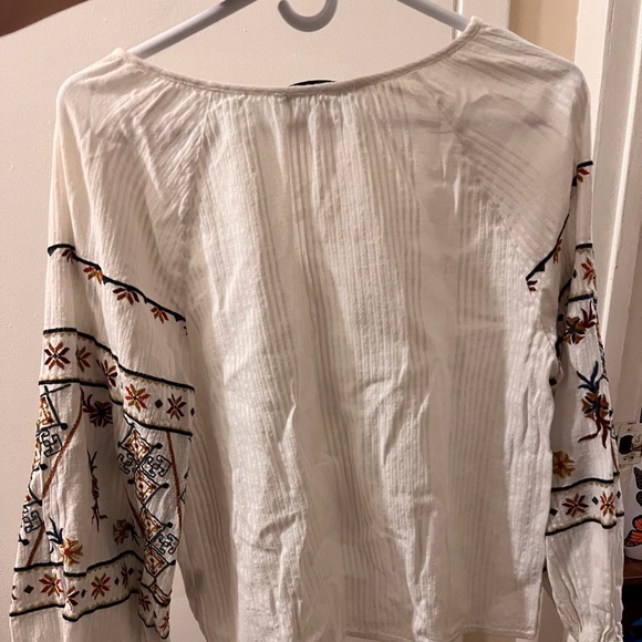 Zara - Picture 2 of 5